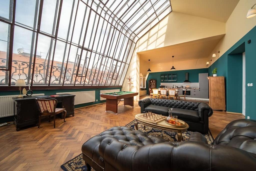 Chateau Charme - Centre Апартаменты Прага